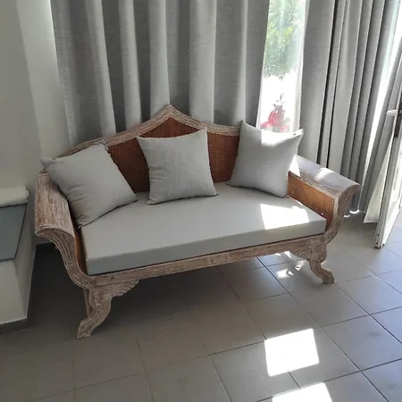 Easy To Find Città di Skopelos